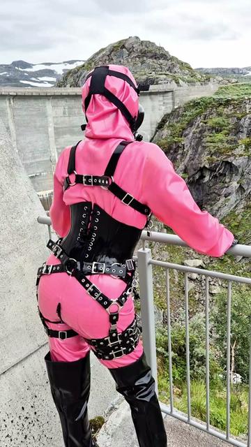 @Mademoiselle Lalola
