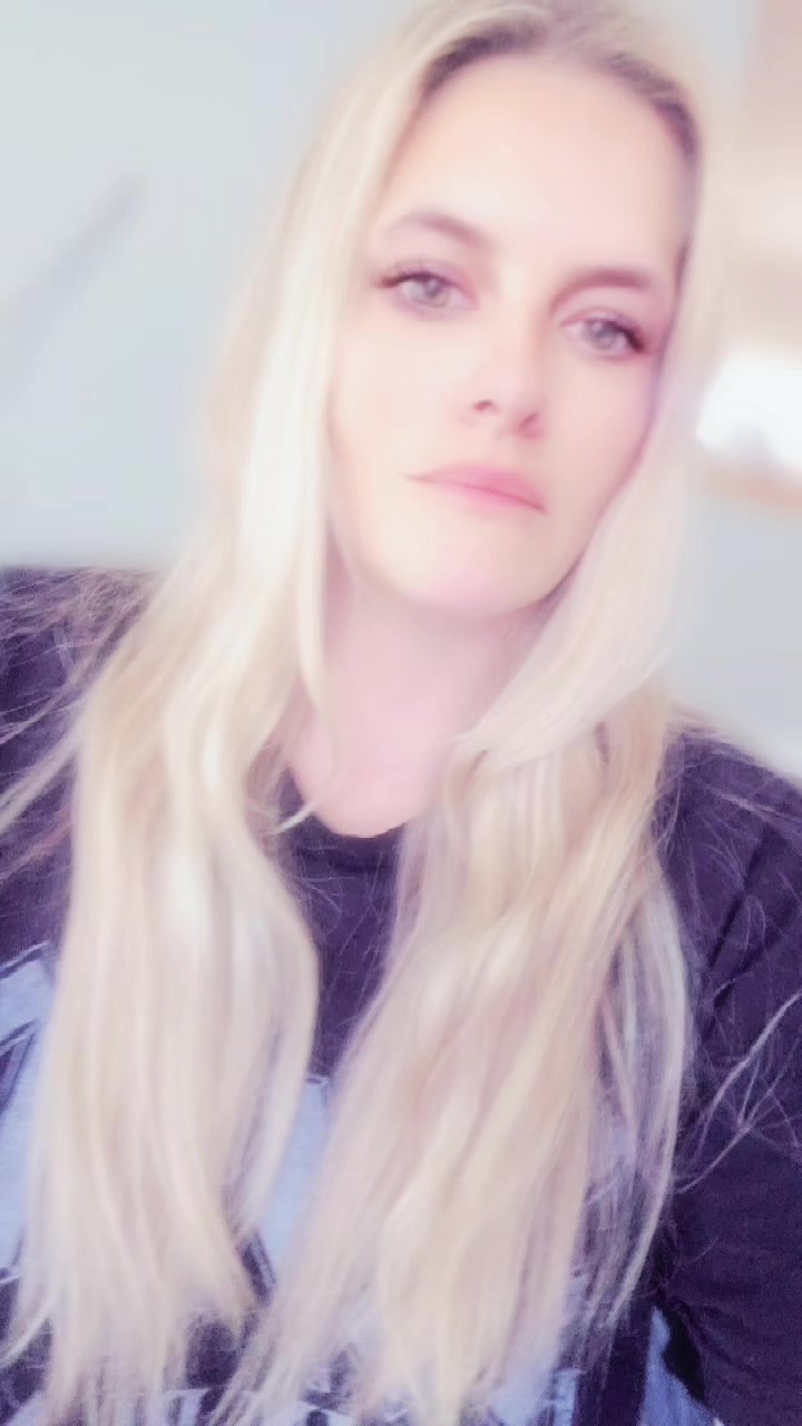 @✩  🎀  𝒞𝓇𝓎𝓈𝓉𝒶𝓁  🎀  ✩