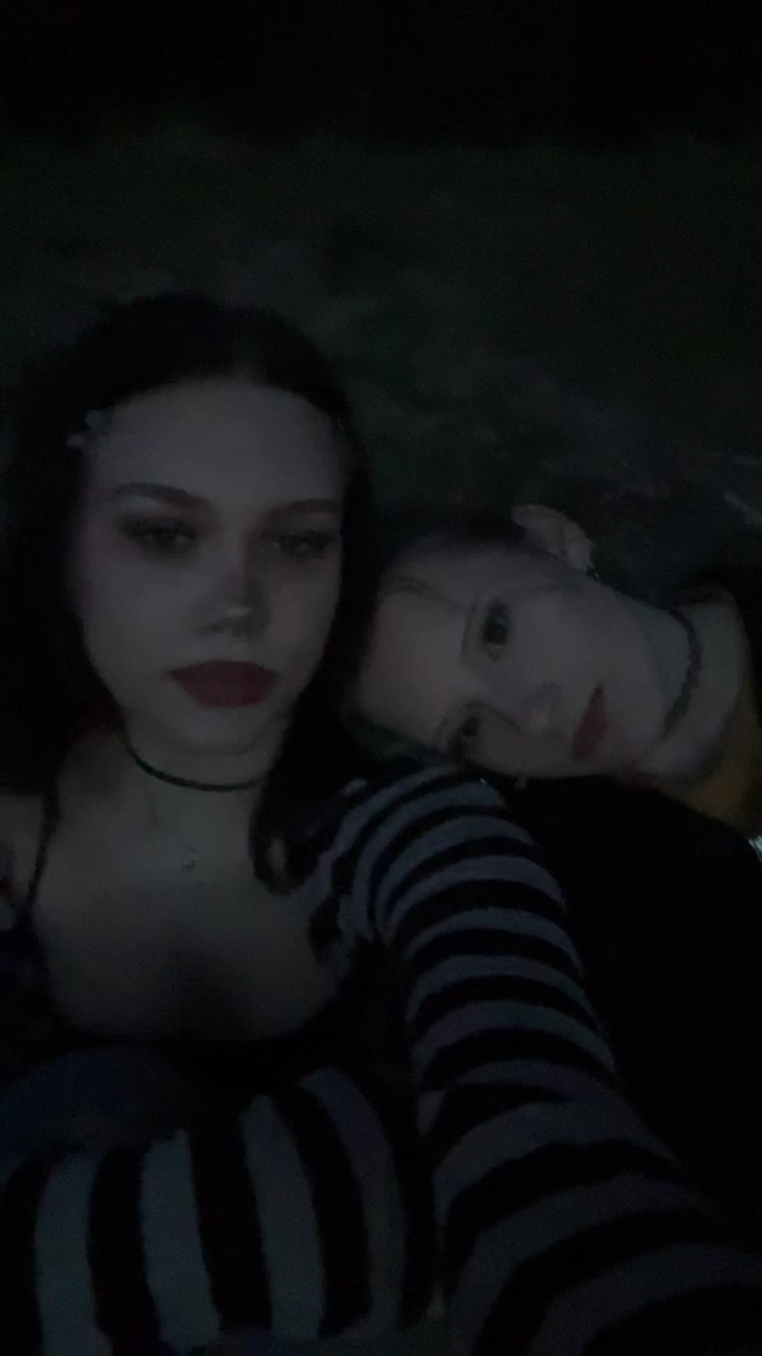 @e