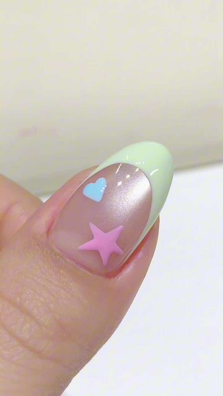 @ROUNI NAILS