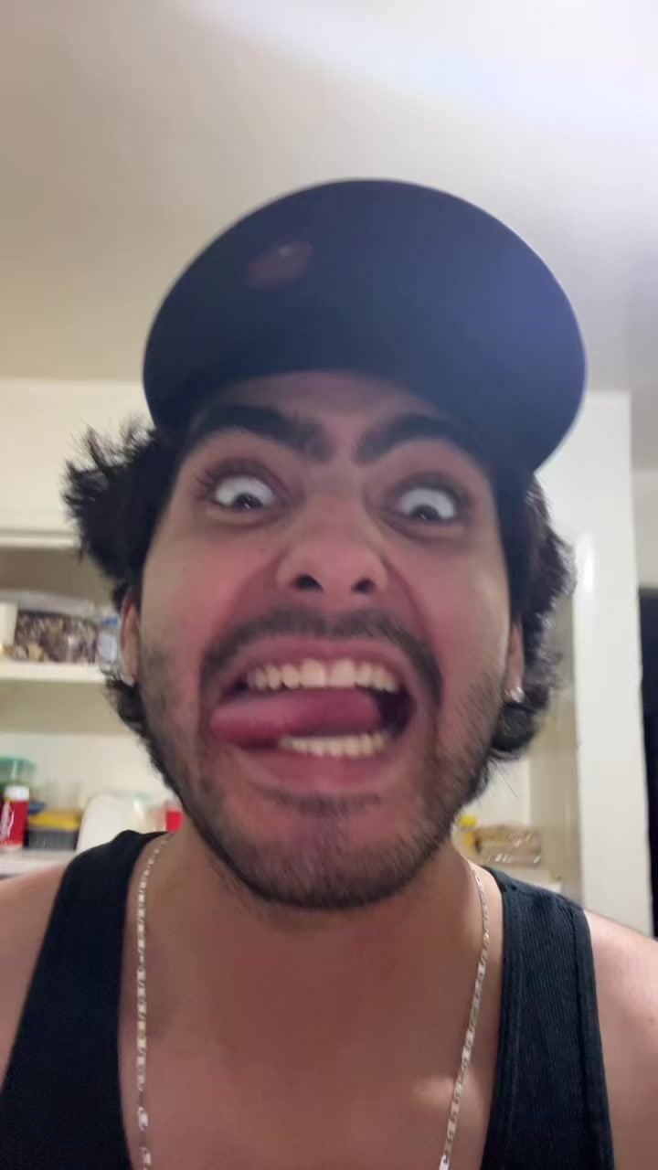 @GabHerz
