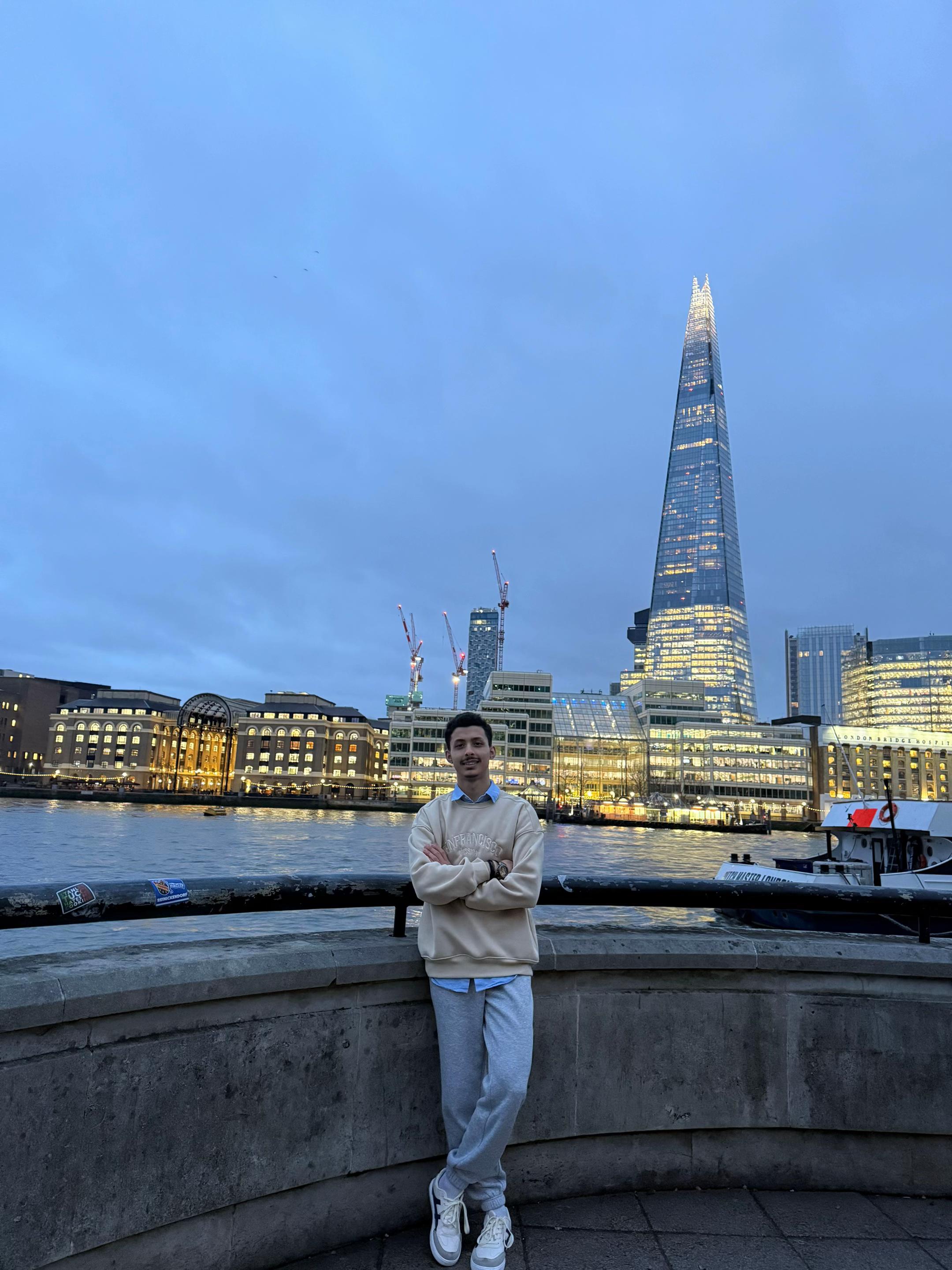 @Aayush Adhikari 🇬🇧🇬🇧❤️🇳🇵