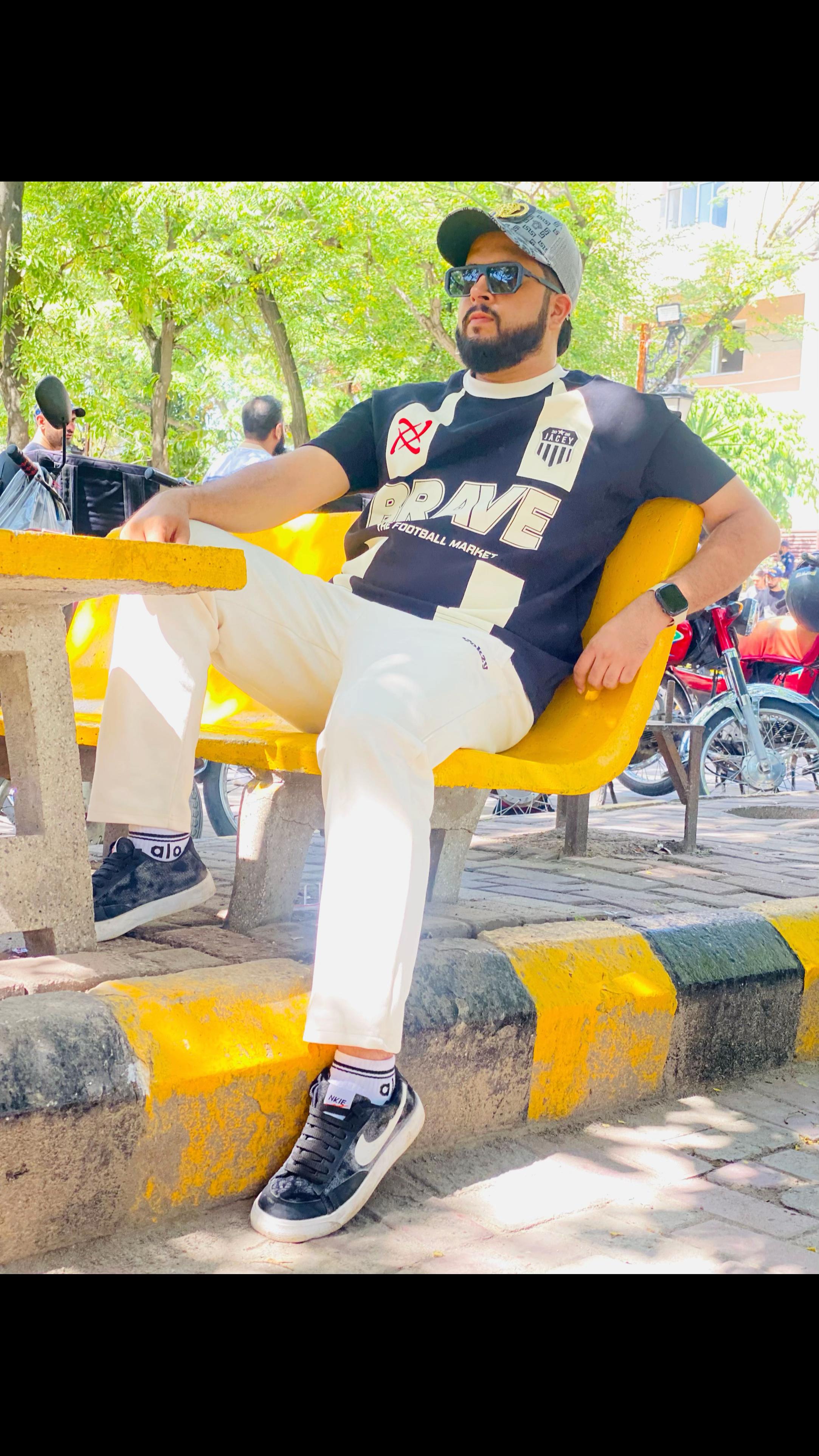 @{٭اسد  شاہ🤴🏻