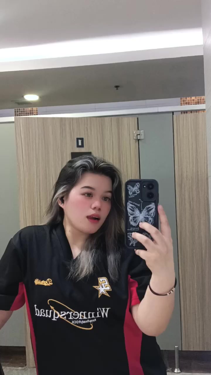 @hi_missviadnes