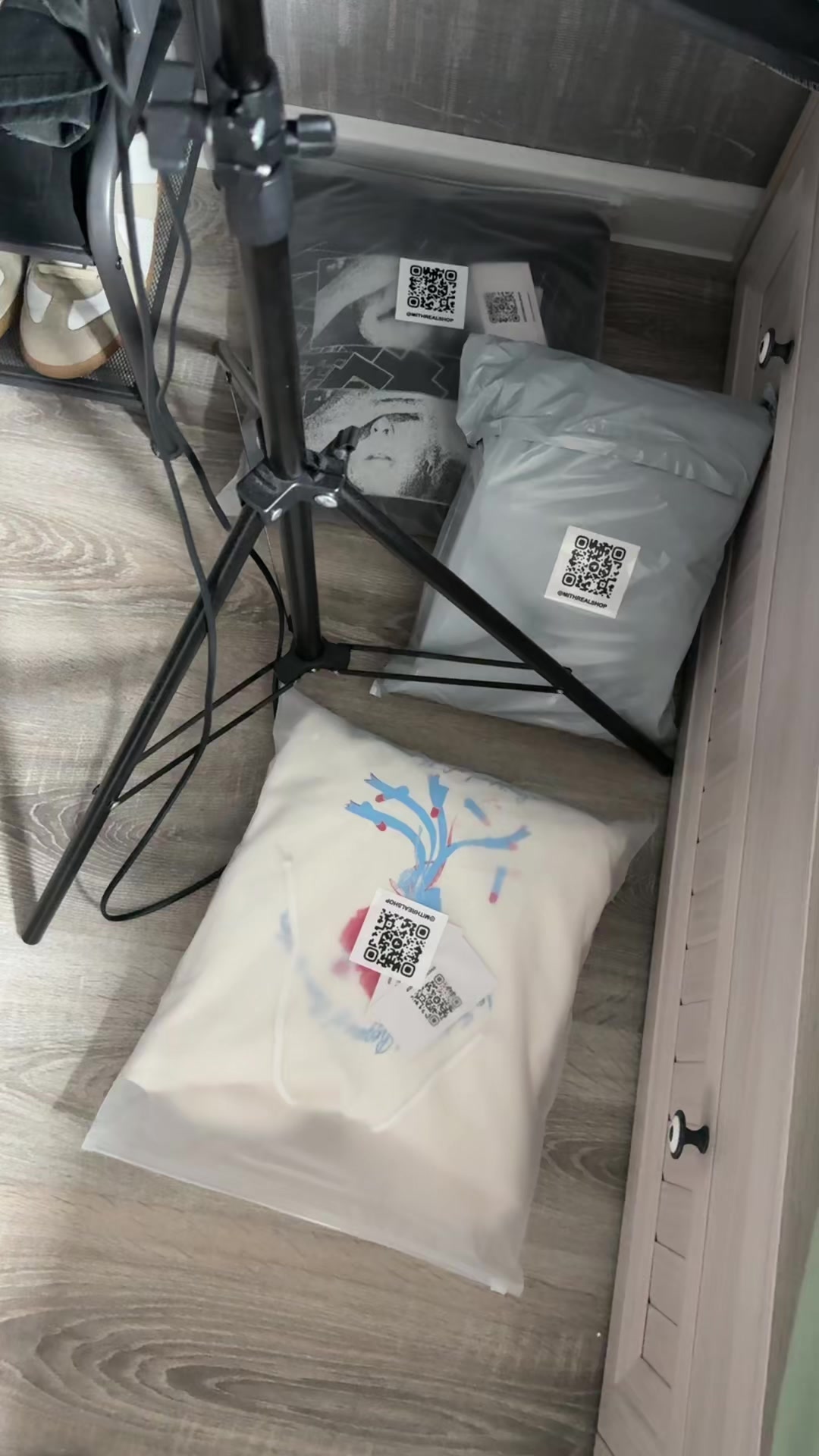 @mithrealshop #ну