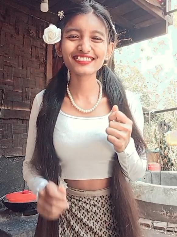 @Kyal sin phoo wai🌹