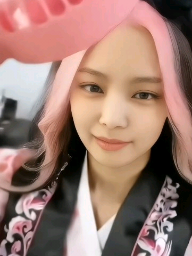 @𐙚RubyJenxx⋆&deg;.&bull;✦၄၃