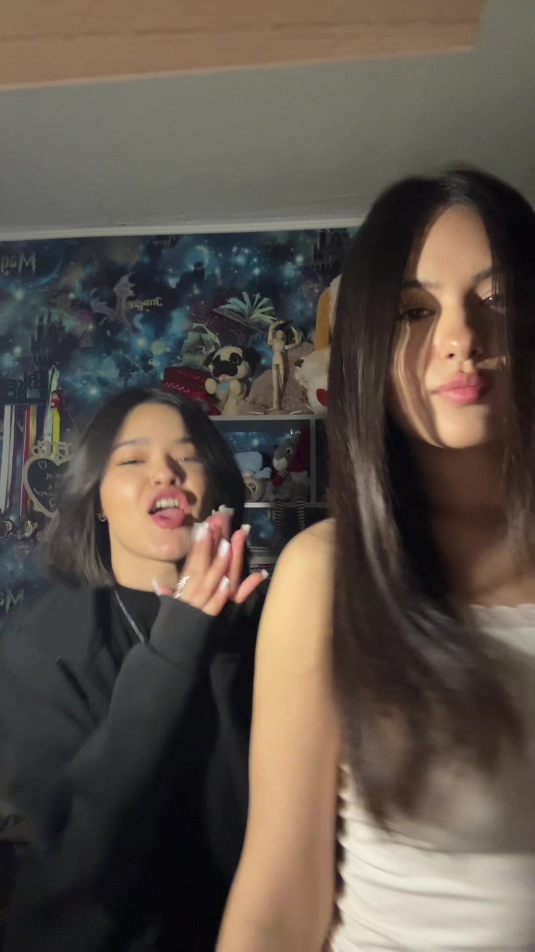 @Аминка