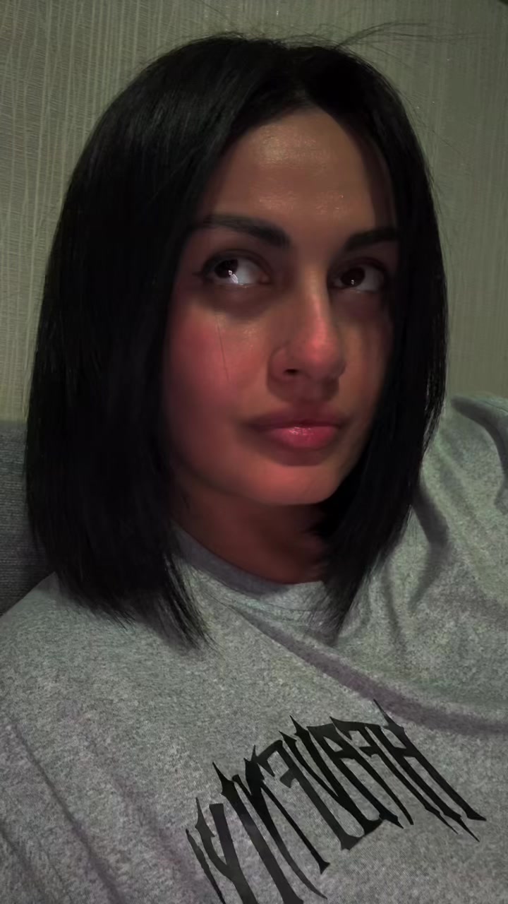 @🇬🇪🖤𝓓𝓪𝓻𝓲𝓷𝓪🖤🇦🇿