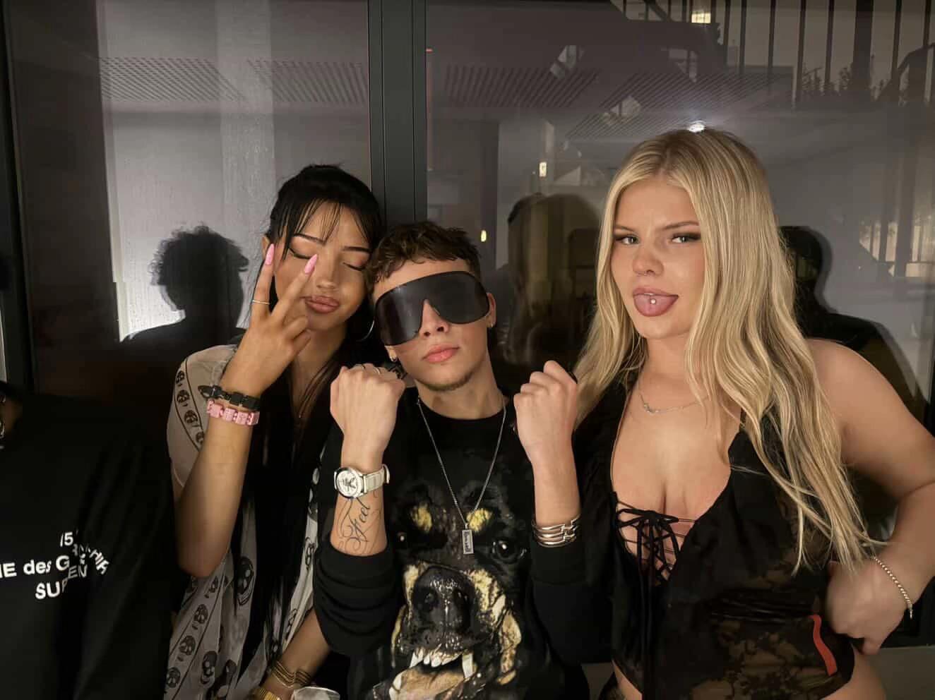 @4milli