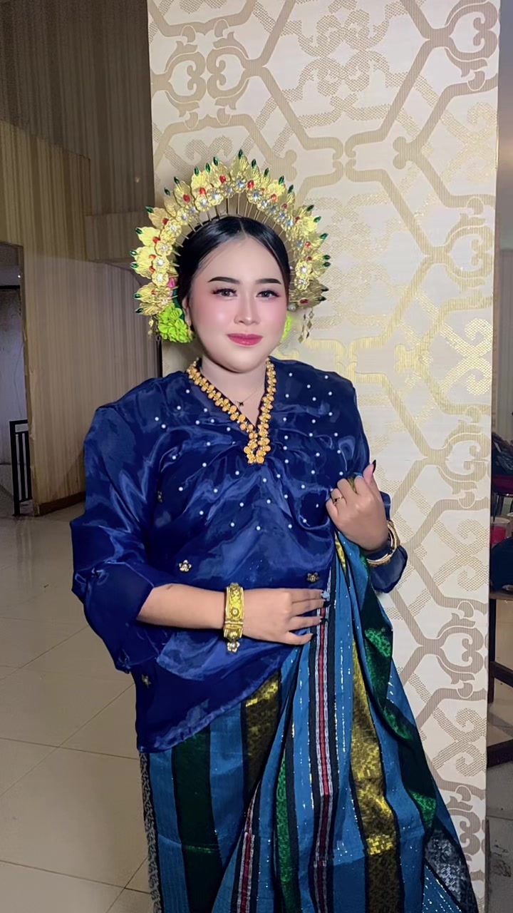 @hermawatimakeuphairdo,MUABone