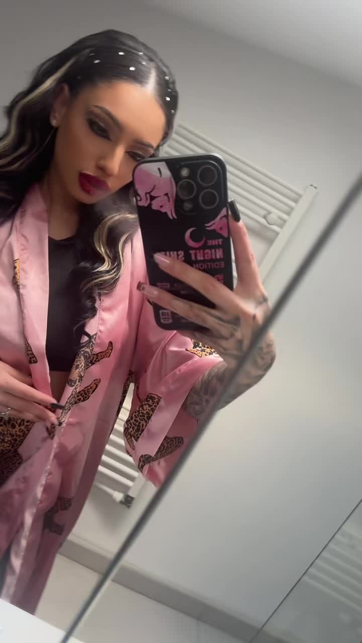 @𝒜𝓃𝓃𝒶 🐆🤎