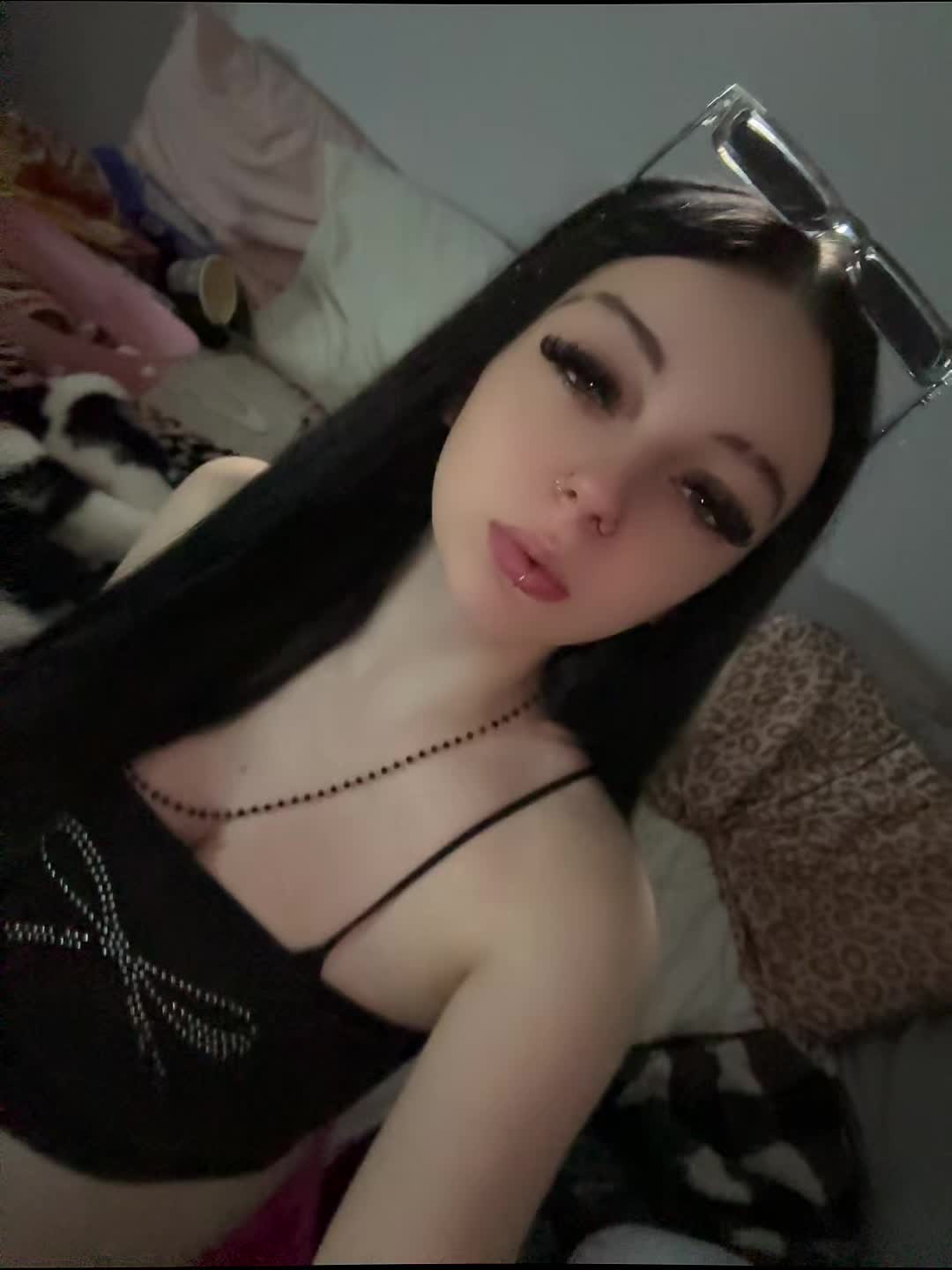 @𝓋𝒶𝓎𝒹ℯ𝓃 ♡
