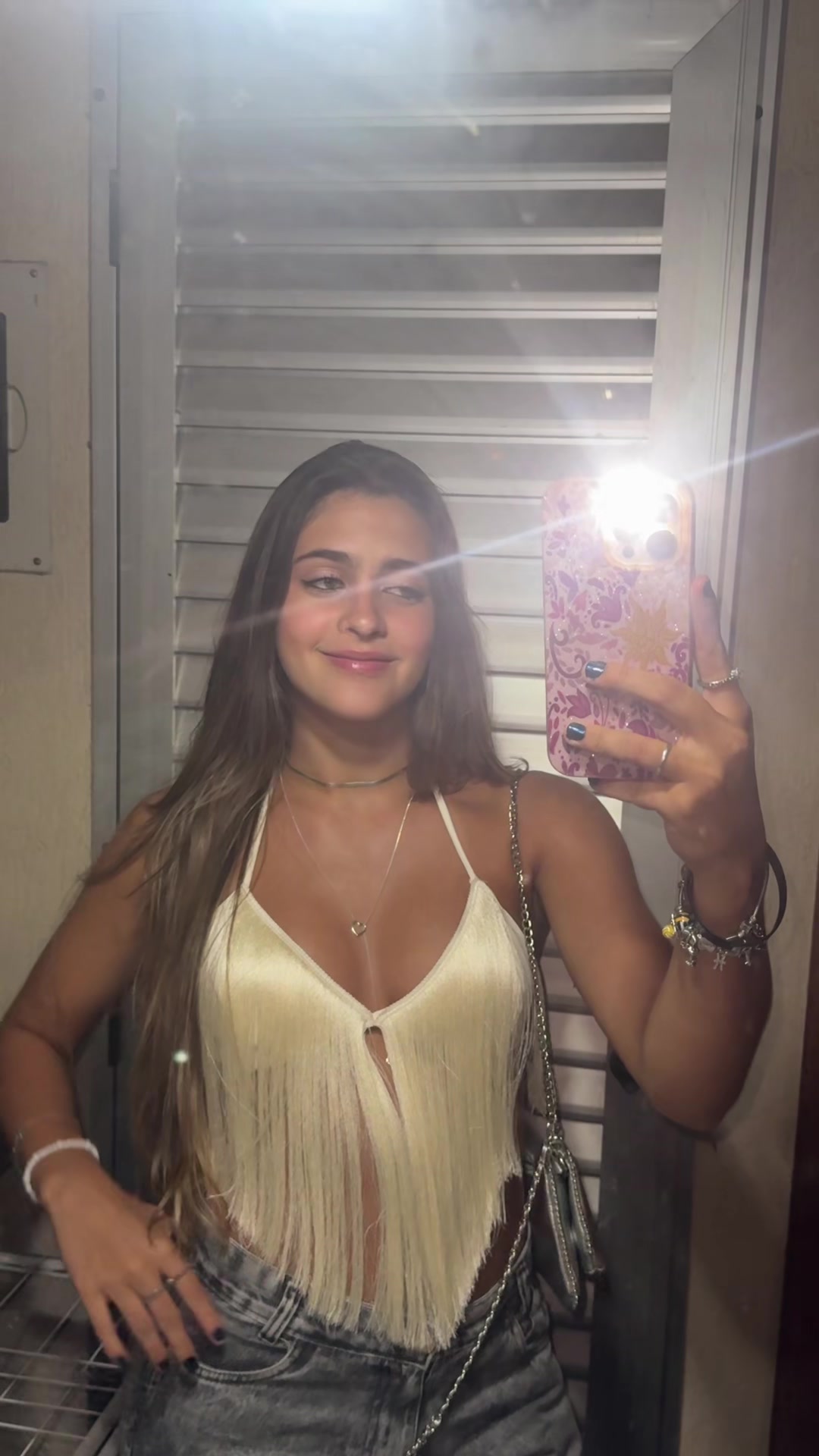 @🤫