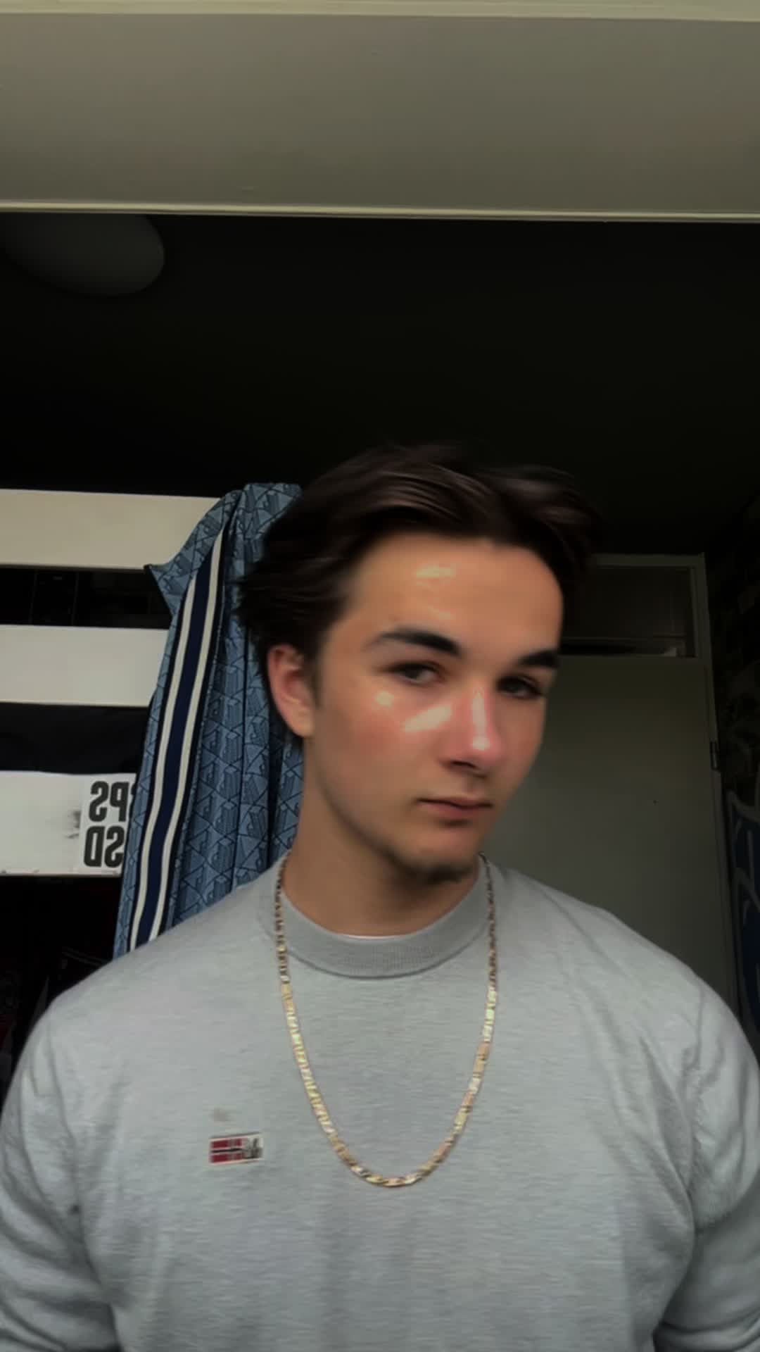 @P1&Oslash;N