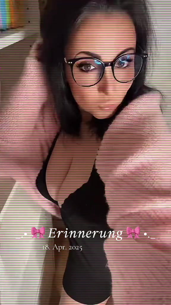 @:･ﾟ  🎀  𝑀  🎀  ﾟ･: 