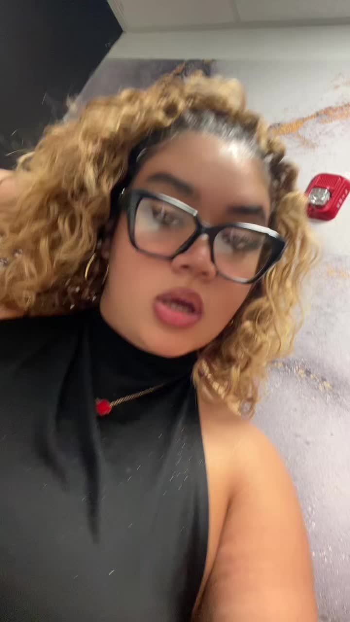 @laylani