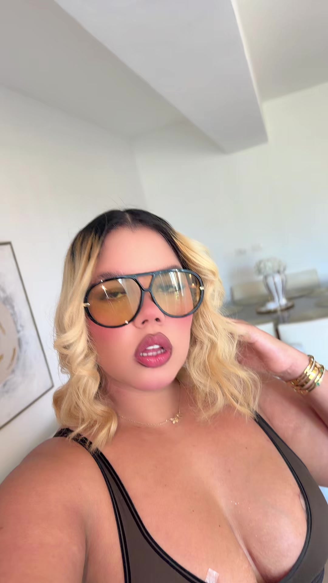 @yanelis254