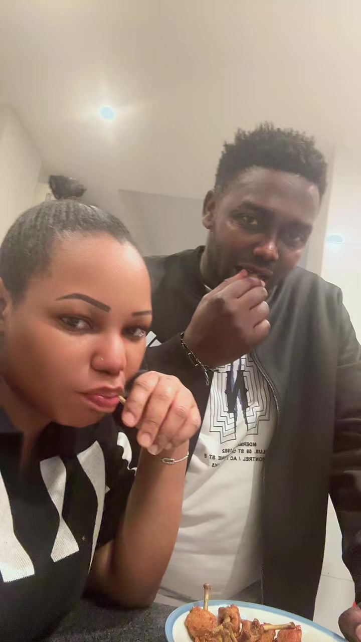 @𝐀𝐬𝐡 𝐀𝐡𝐦𝐝 🇹🇿