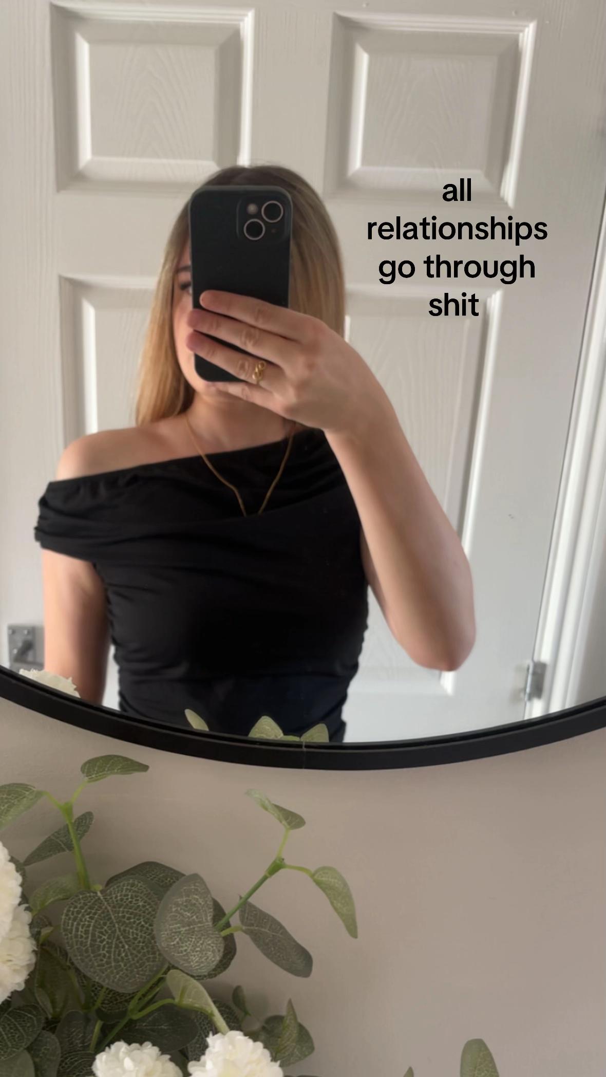 @𝐵𝐸𝐿𝐿𝐴 𝑅𝑂𝑆𝐸