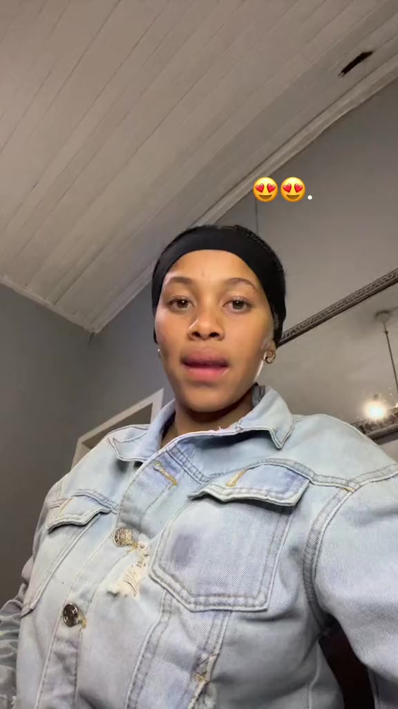 @𝓜𝓻𝓼.𝓵𝓸𝓰𝓰𝓮𝓷𝓫𝓮𝓻𝓰👅