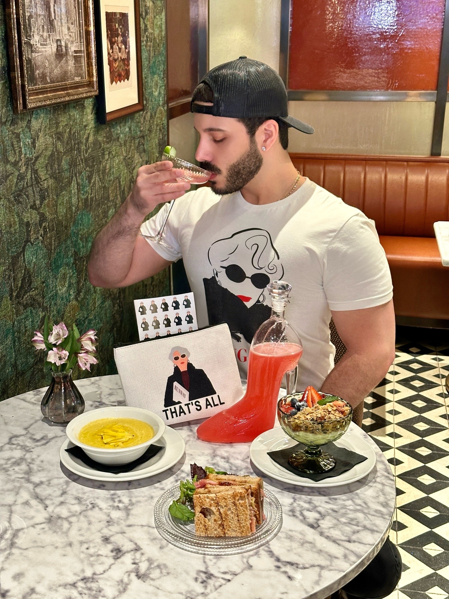 @Meko Valentino | Travel & Eats