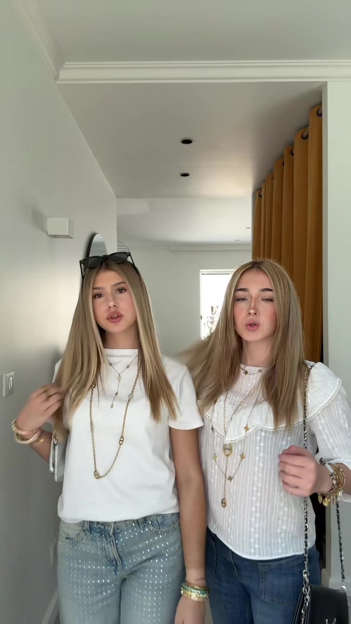 @𝐥𝐚𝐮𝐫𝐚💌🌈🌴🐠🍒🪩