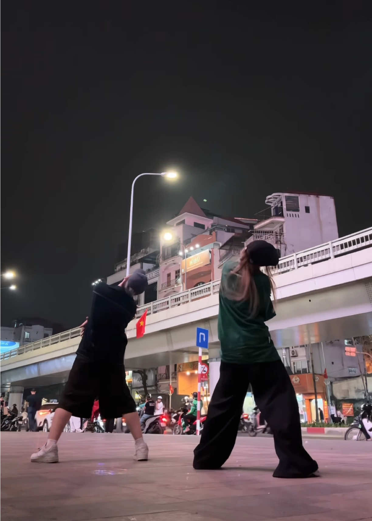 @Diệu