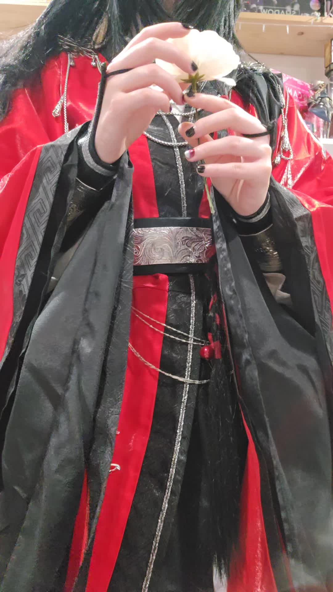 @Hua Cheng Reincarnated!?