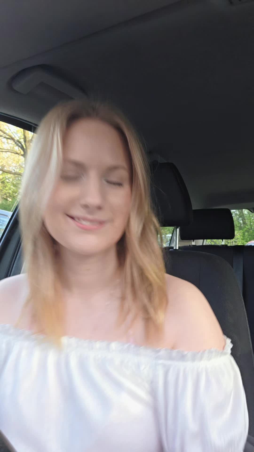 @Jenni
