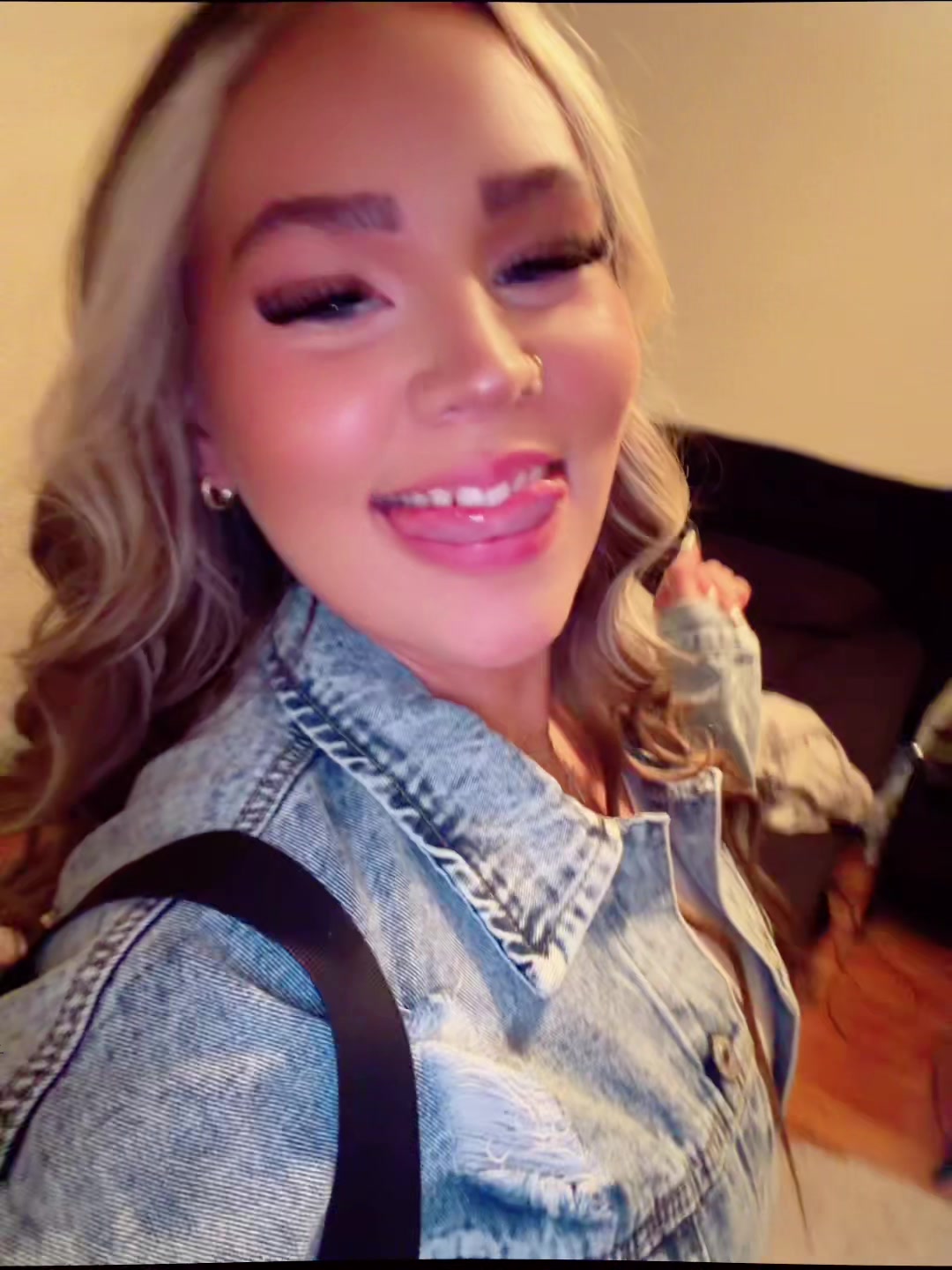 @lil