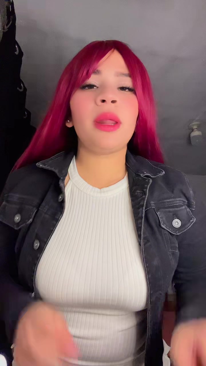 @karliitha🦂