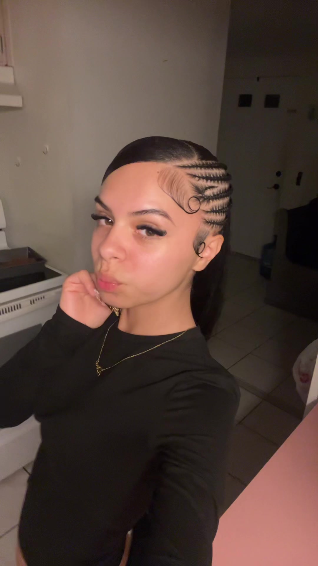 @🤷🏻&zwj;♀️.