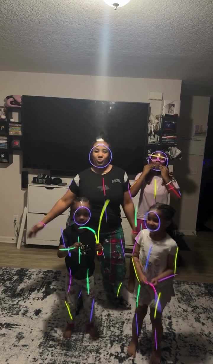 @Forever_shar_