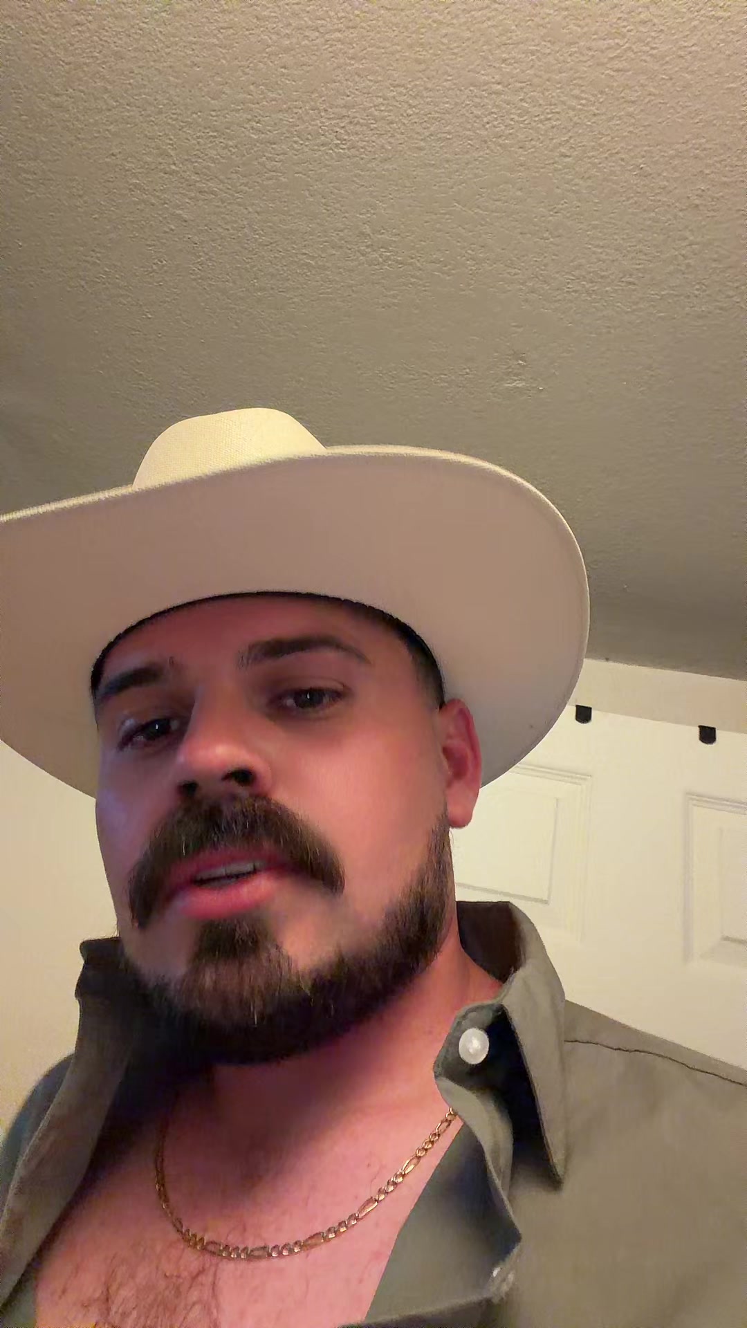 @Victor Reynoso 🤠