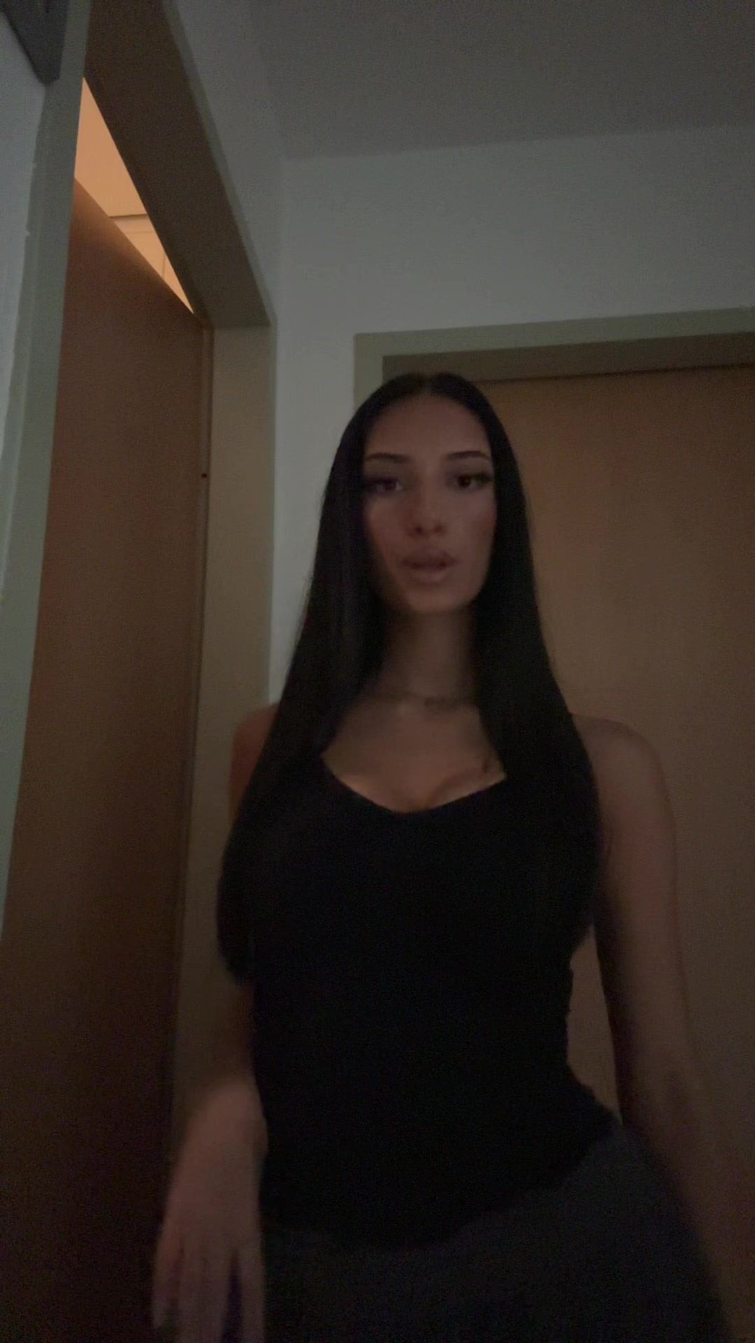 @𝔇