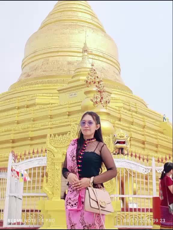 @Tr Zin Mar Aung