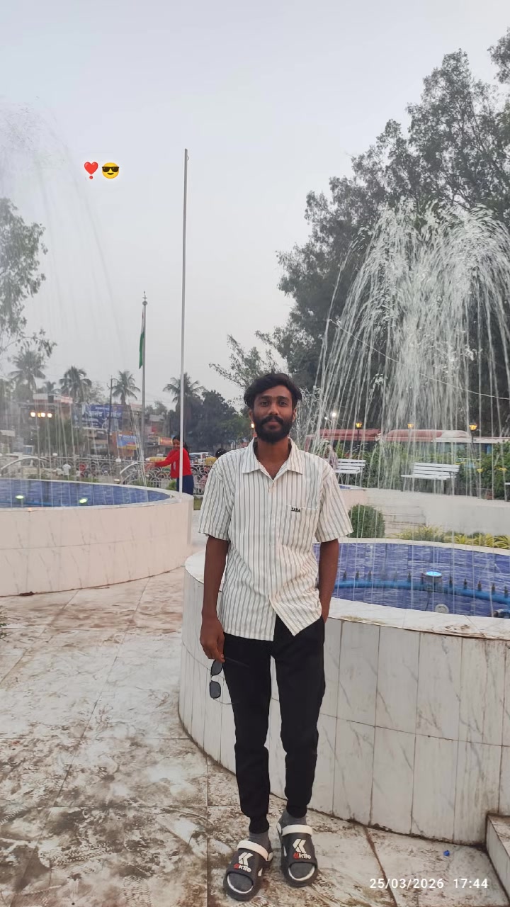 @Rajesh Shah Haluwai 🇪🇺