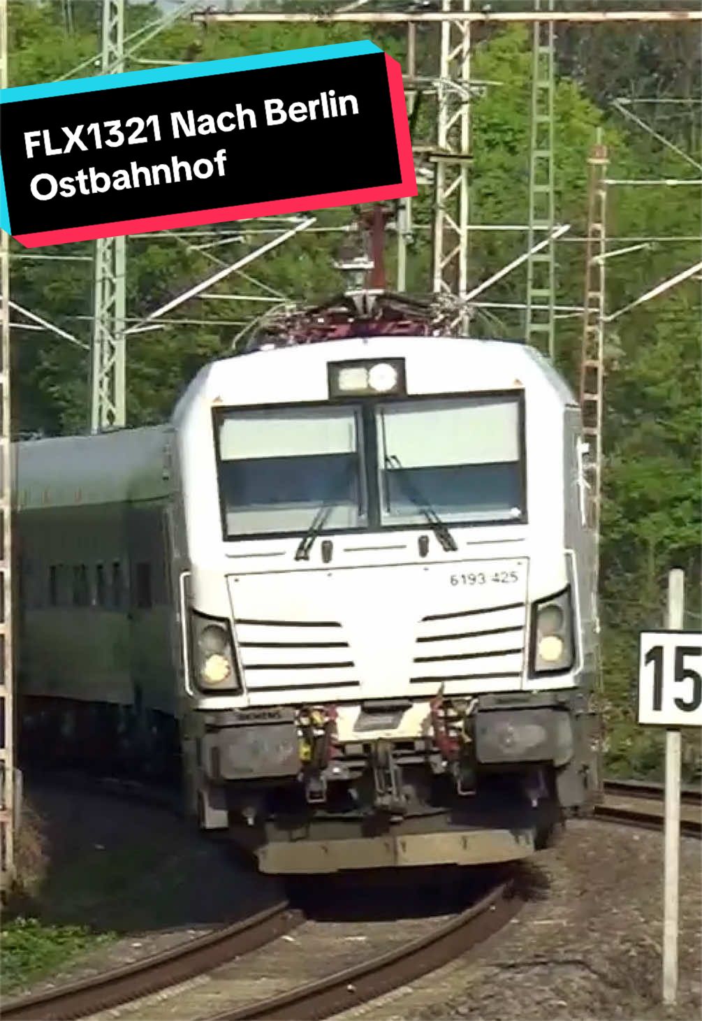 @Urban&amp;Ruhrbahn:)