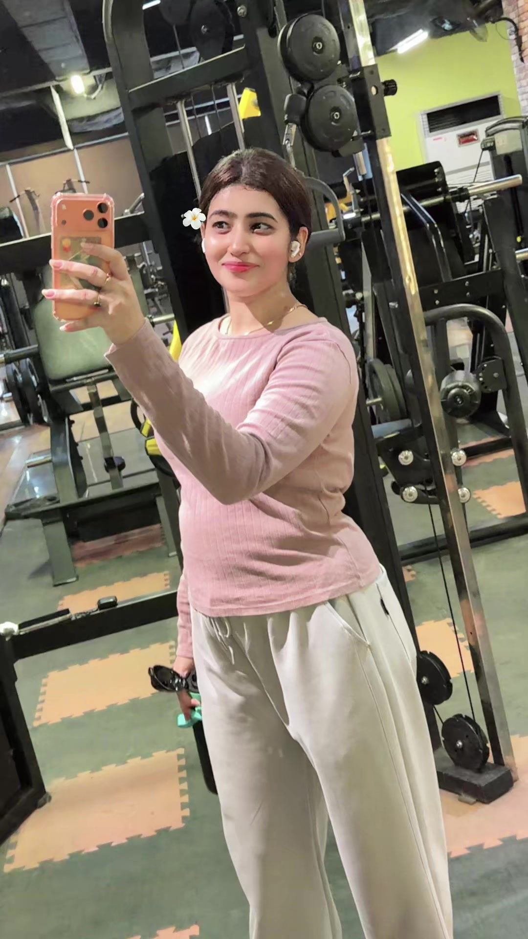 @Malaika naz 👸🏻