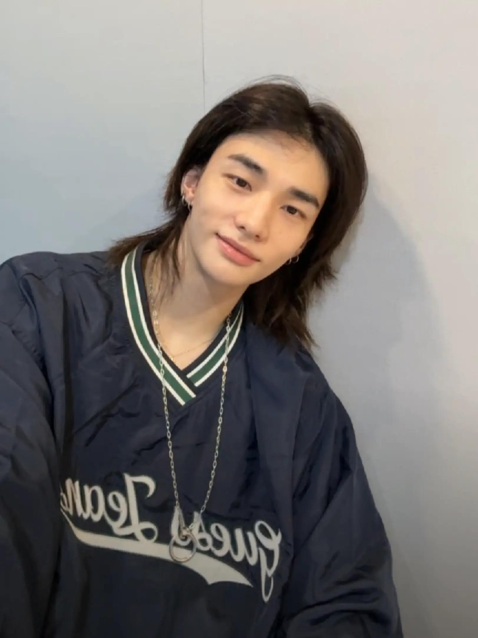 @v