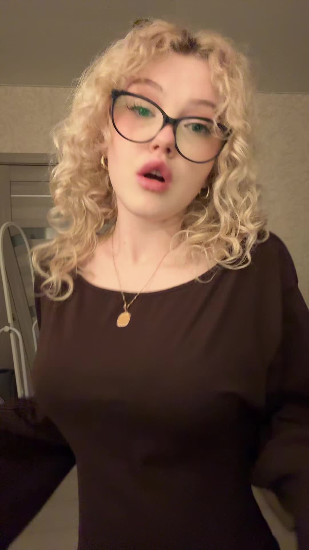 @рия вэсликс <33