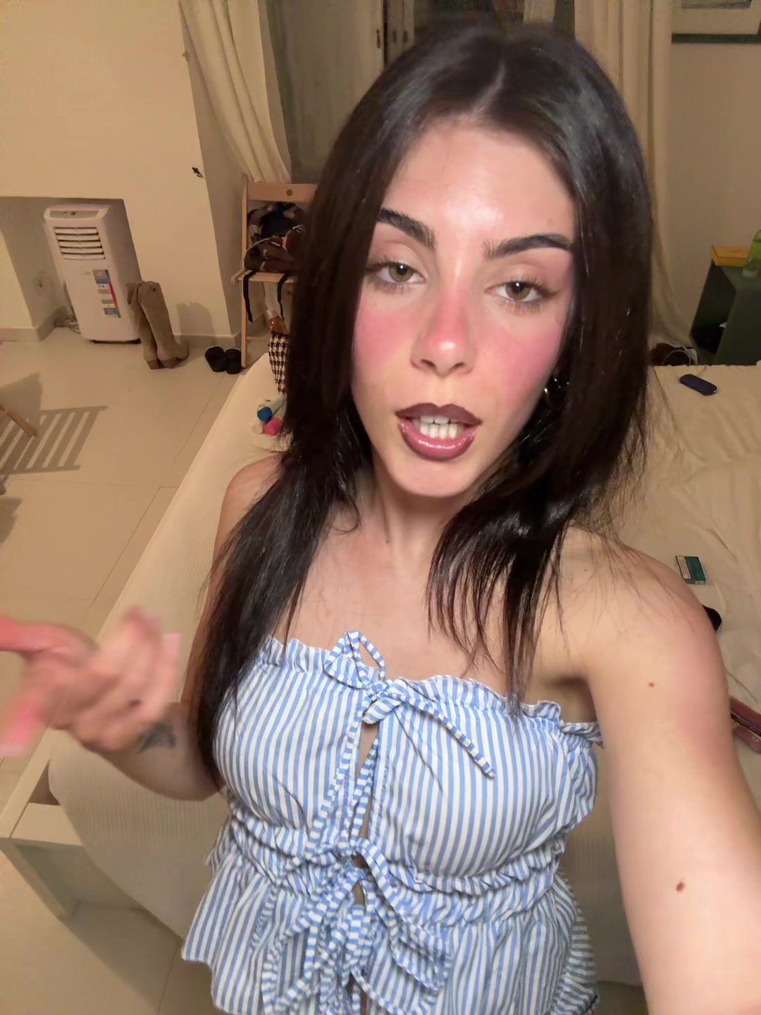 @𝚂𝚎𝚛𝚎𝚗𝚊