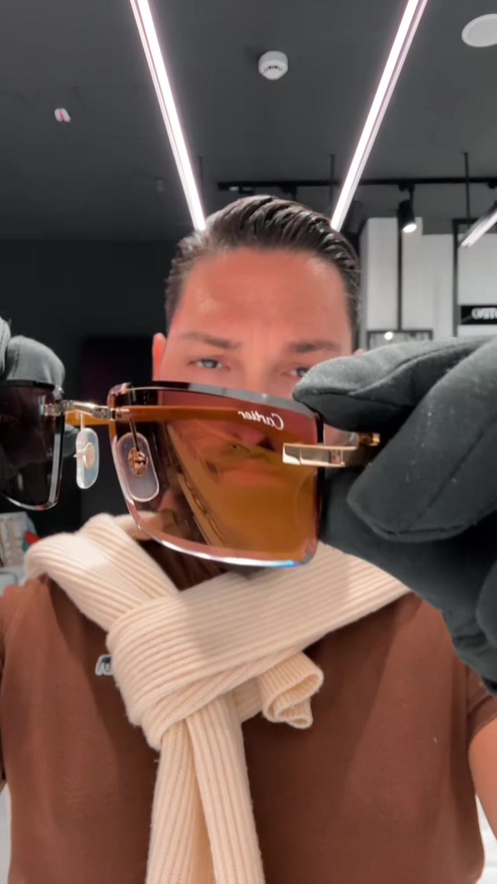 @SunglassUp