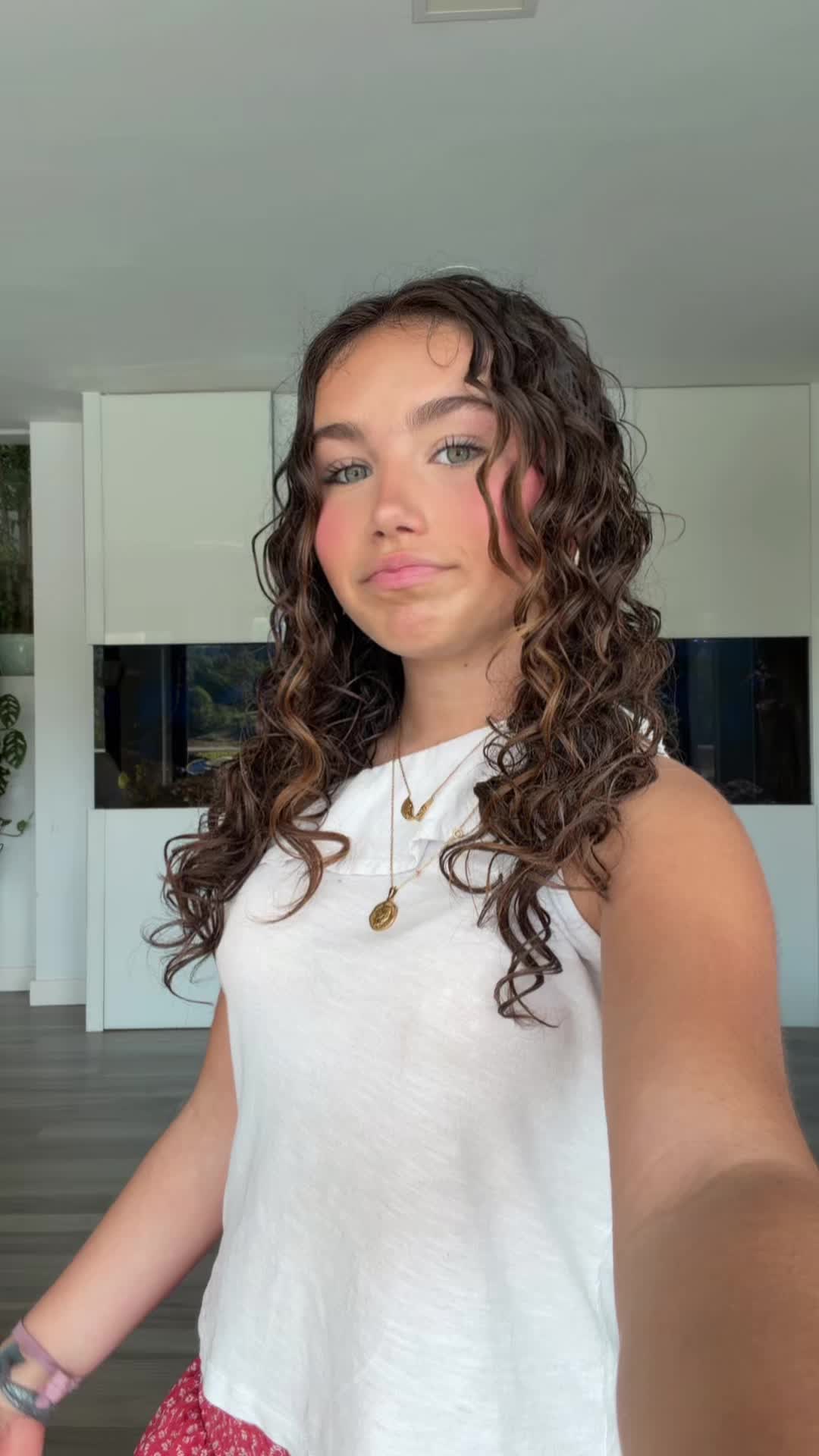 @yaniriski