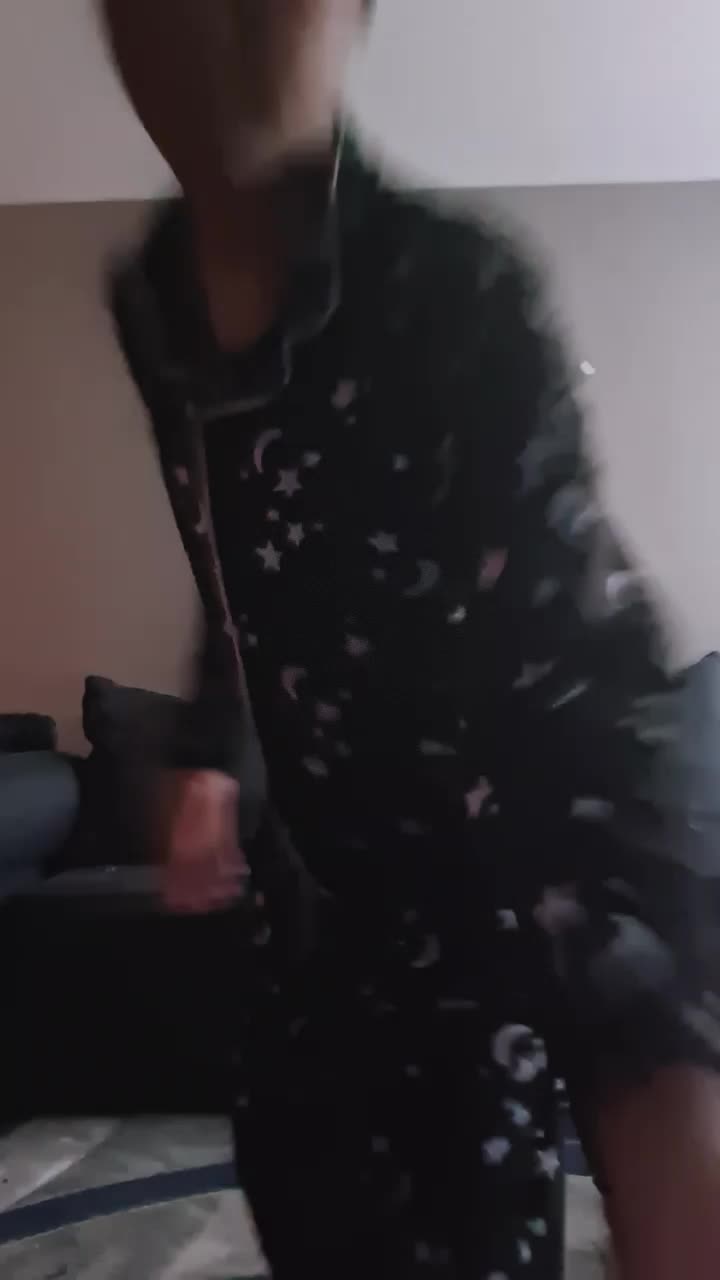 @THEEONLYRAYNEE