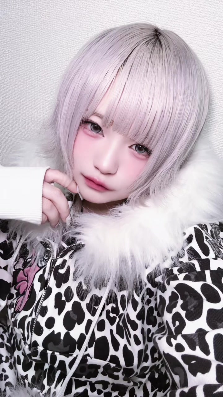 @薊みぃ