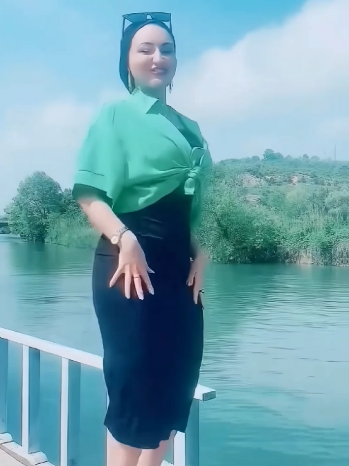 @Meryemponcik