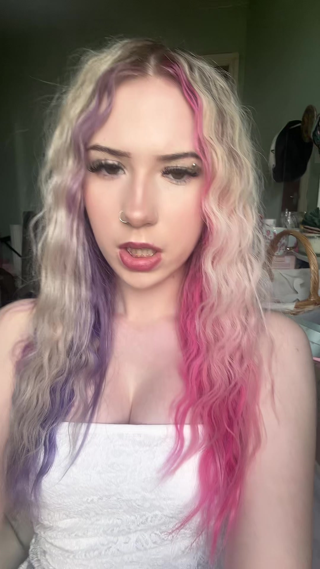 @🦄🦴🦇