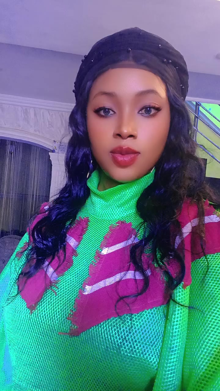 @Trishbaby